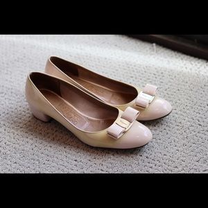 Salvatore Ferragamo Flats - 7.5